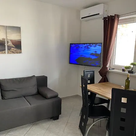 Apartman Frane Vir
