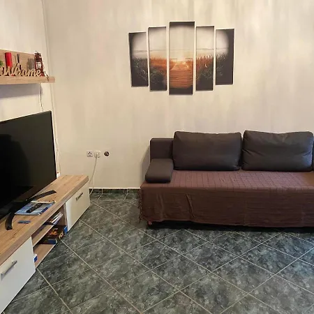 Frane Apartment *